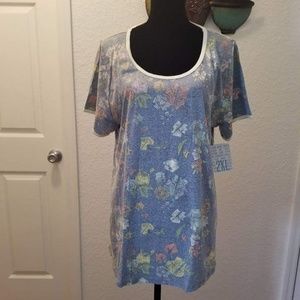 Lularoe classic t